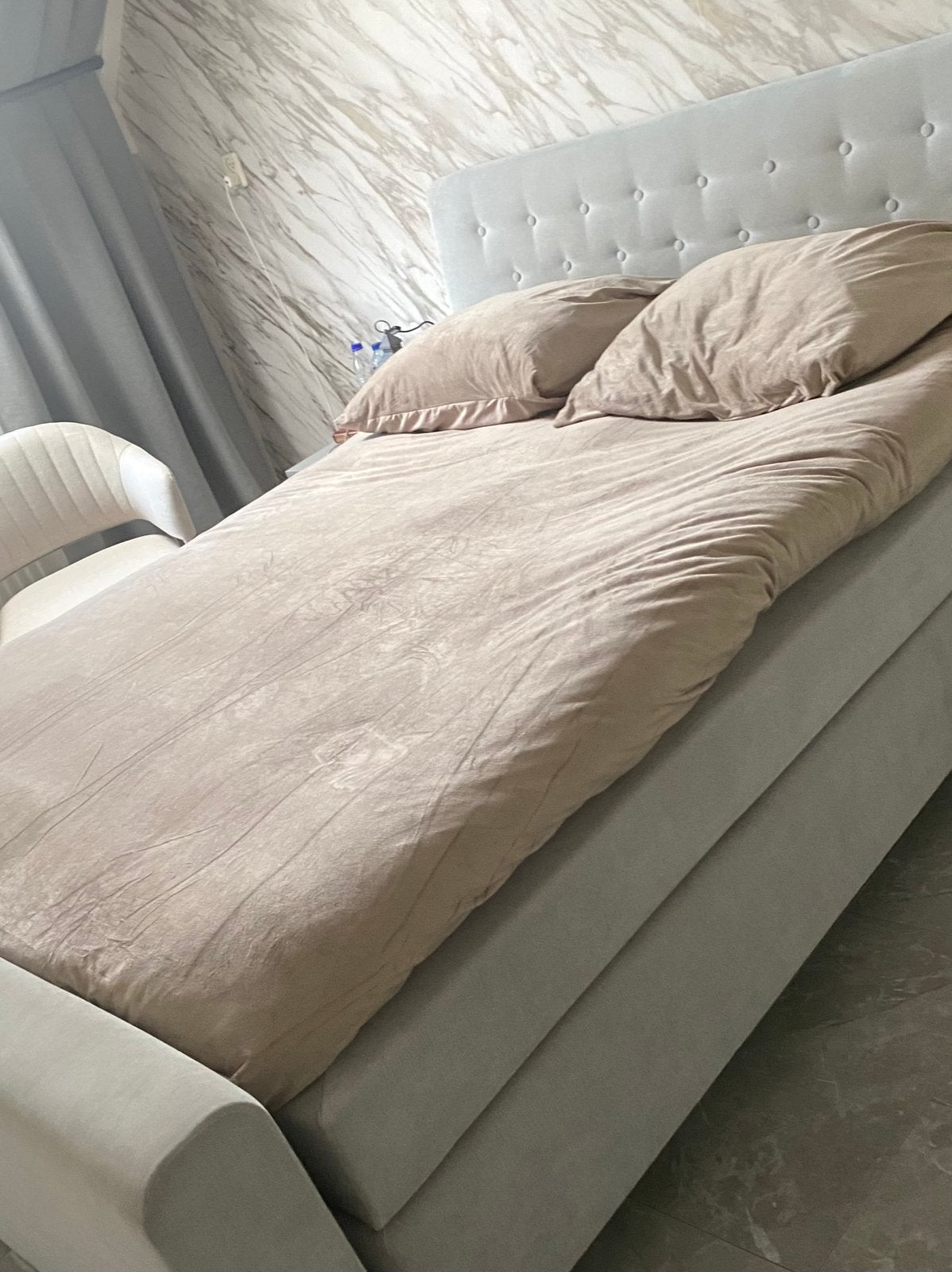 Boxspring 160 bij 200 cm, Ophalen, Tweepersoons, Zo goed als nieuw, Grijs