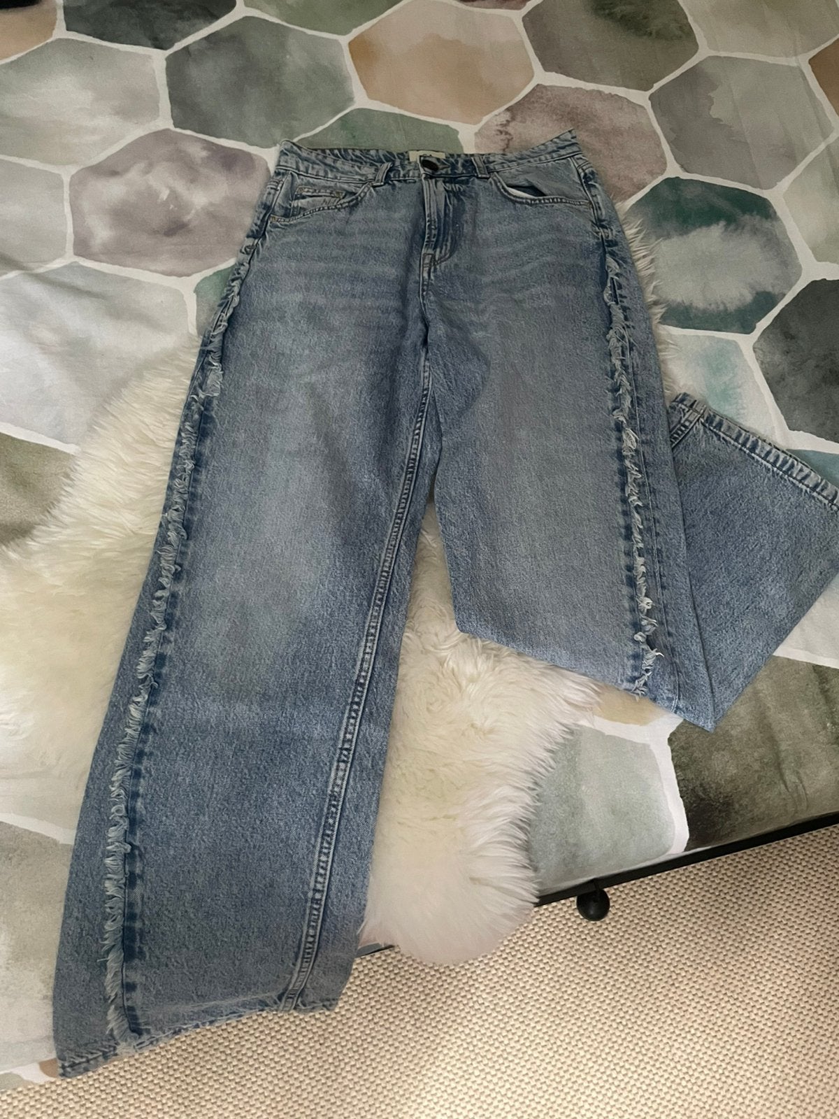 C&A Baggy fit straight leg jeans - Lichtblauw, Blauw, Ophalen of Verzenden, Zo goed als nieuw, Maat 36 (S)