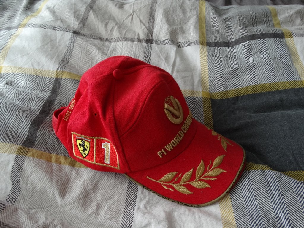 officieel petje uit 2001 michael schumacher kampioen nieuw, Ophalen of Verzenden, Nieuw, Overige sporten, Pet of Muts