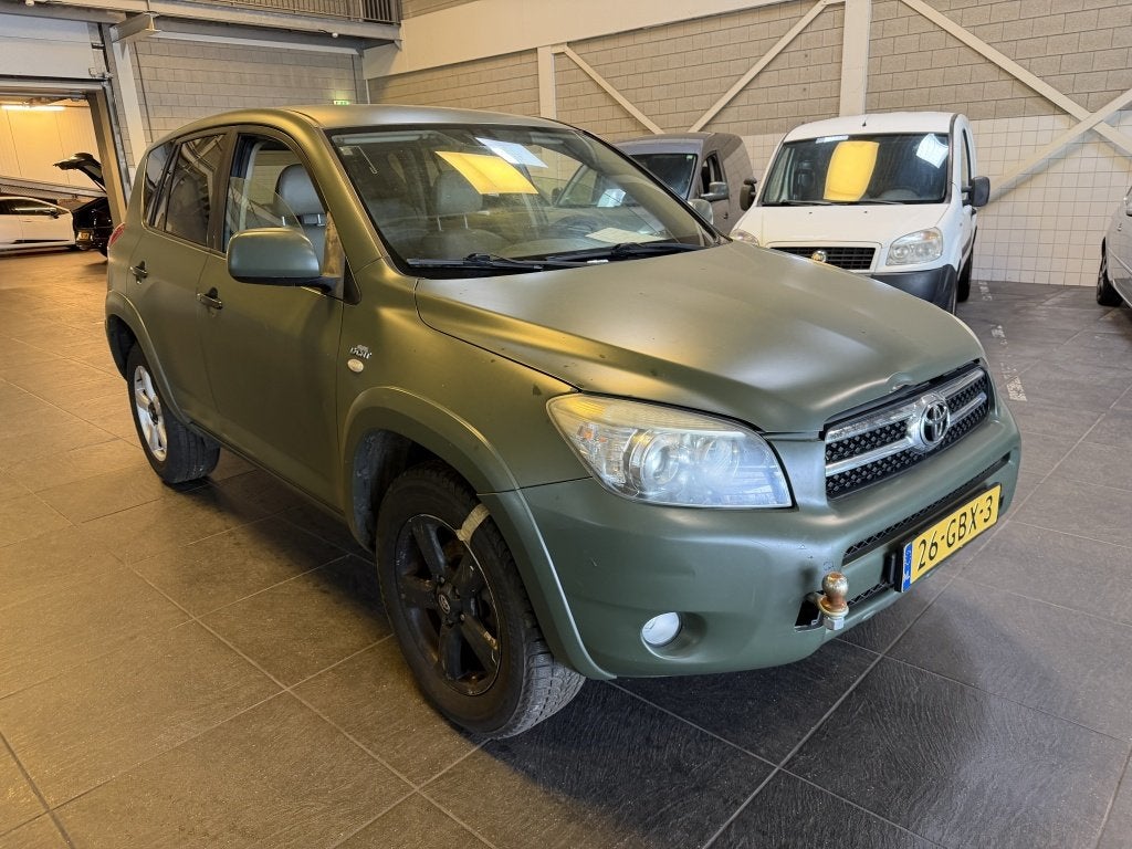 Toyota RAV4 2.2 D-CAT Executive (bj 2008), Stof, Gebruikt, 4 cilinders, 2000 kg