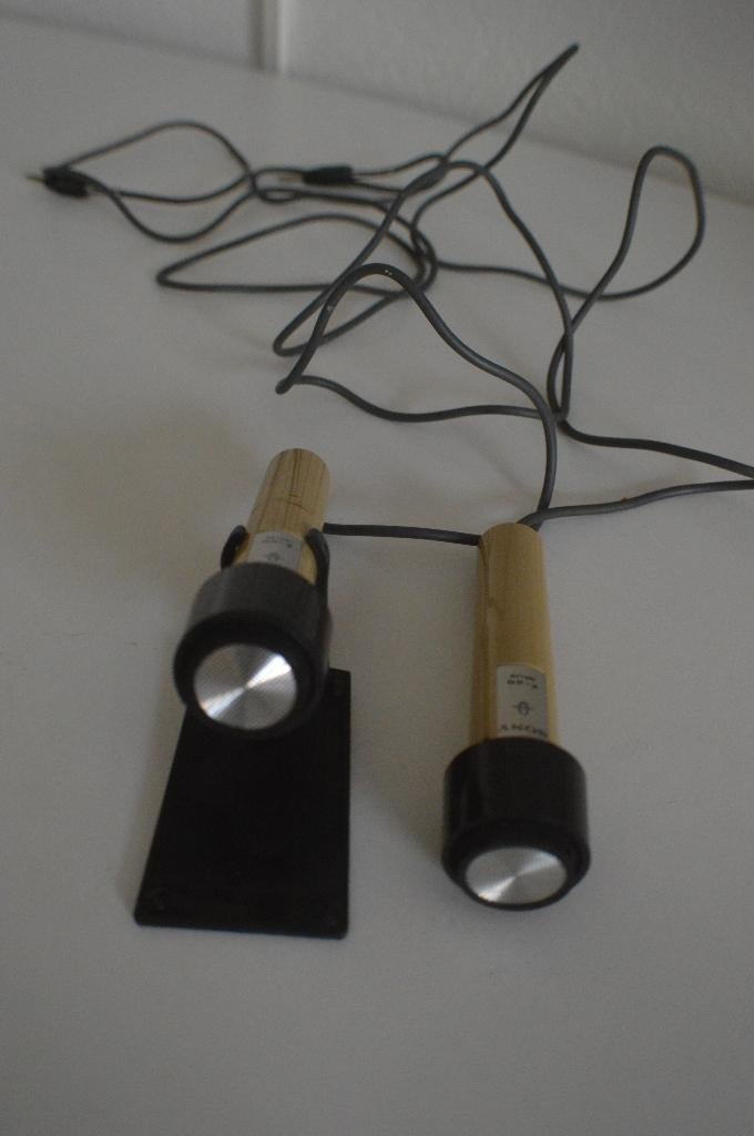1970 :   2 vintage SONY  F-25 Imp. Low microfoons ongebruikt, Muziek en Instrumenten, Microfoons, Ophalen of Verzenden, Zo goed als nieuw