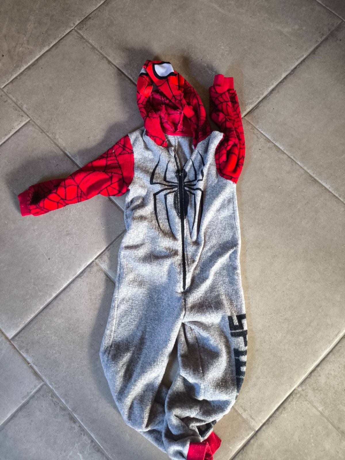 Spiderman onesie maat 116, Ophalen, Gebruikt, Jongen, Nacht- of Onderkleding