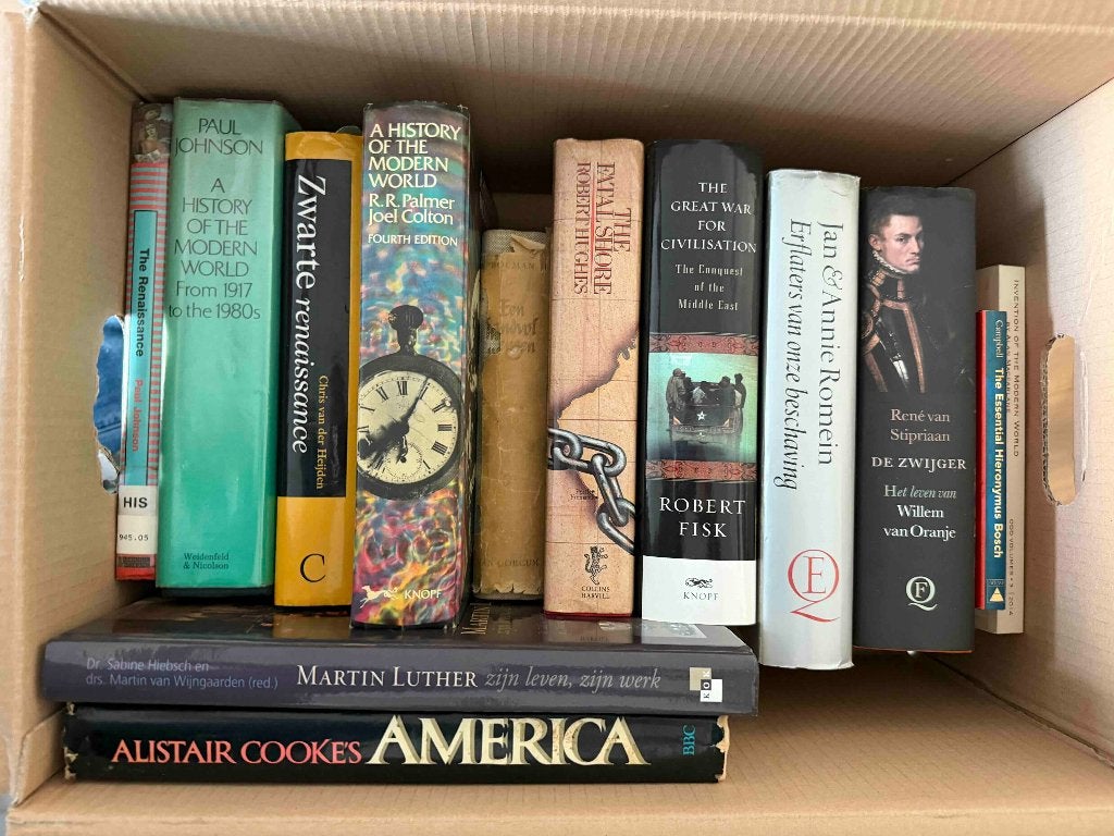 Verhuisdoos vol met boeken geschiedenis, Ophalen, Gelezen, Geschiedenis en Politiek