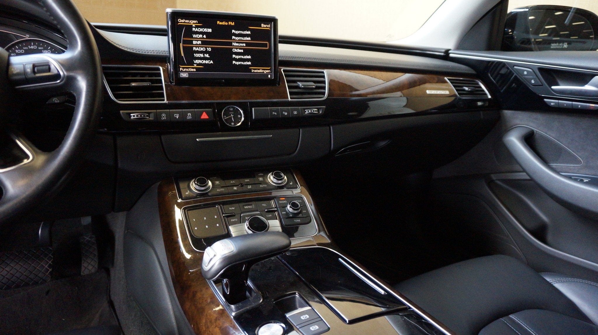 Audi A8 3.0 TFSI quattro Lang Pro Line+, Auto's, Gebruikt, Euro 6, 2995 cc, Zwart