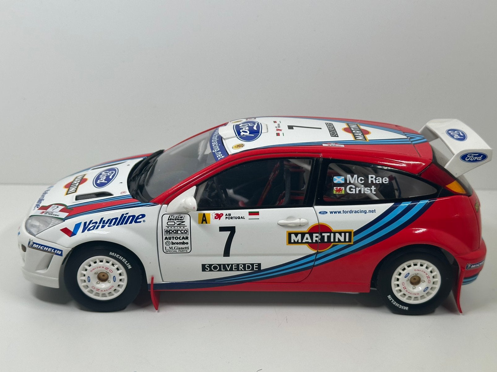 AUTOART 1:18 FORD FOCUS WRC C.McRAE #7 RALLY PORTUGAL 1999, Ophalen of Verzenden, Nieuw, Auto, Autoart