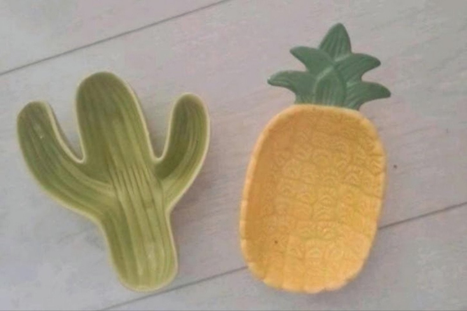 2 leuke bakjes, Overige typen, Ophalen of Verzenden, Zo goed als nieuw, Steen/keramiek
