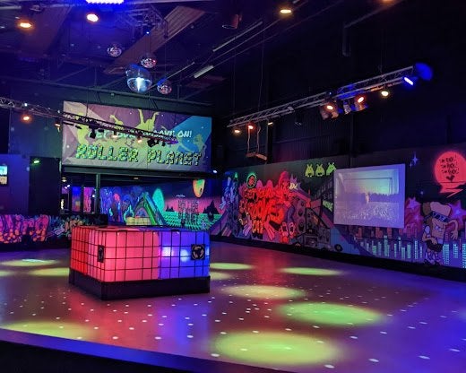 Twee tickets te koop: RollerPlanet:Disco Rollerbaan, Verzenden, Nieuw
