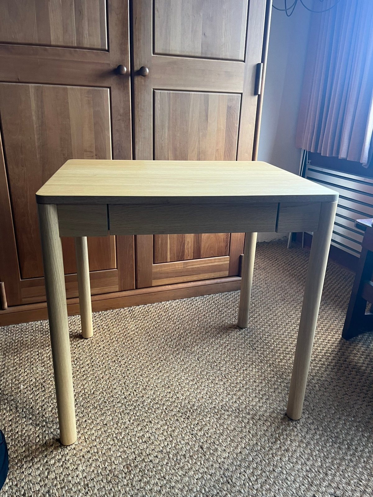 Klein bureautje schrijftafeltje | Ikea Tonstad 75x60 cm, Ophalen, Demontabel, Zo goed als nieuw, 75 cm