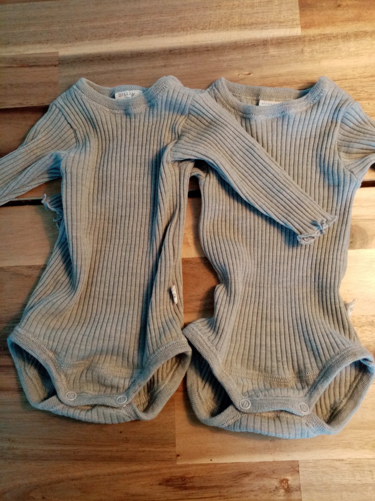 2 Dilling 100% Merino Wollen Rompers Maat 56, Kinderen en Baby's, Babykleding | Maat 56, Nacht- of Onderkleding, Jongetje of Meisje