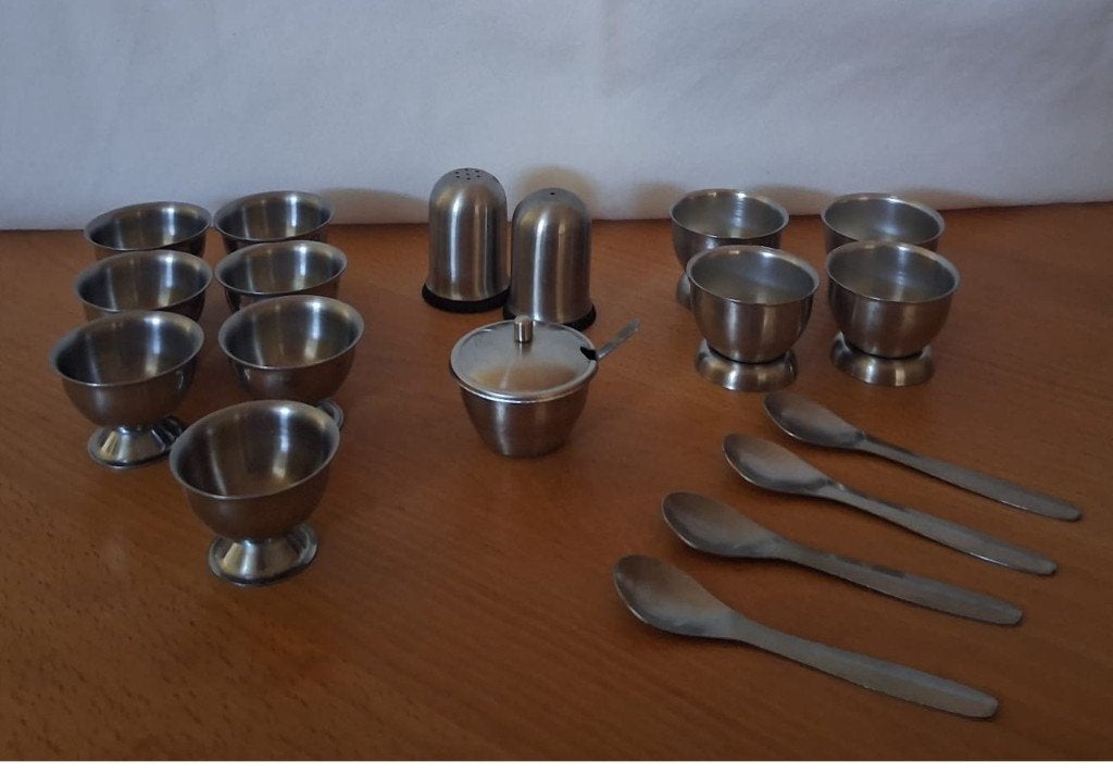 Eierdopjes set RVS, Huis en Inrichting, Keuken | Keukenbenodigdheden, Gebruikt, Metaal, Ophalen of Verzenden