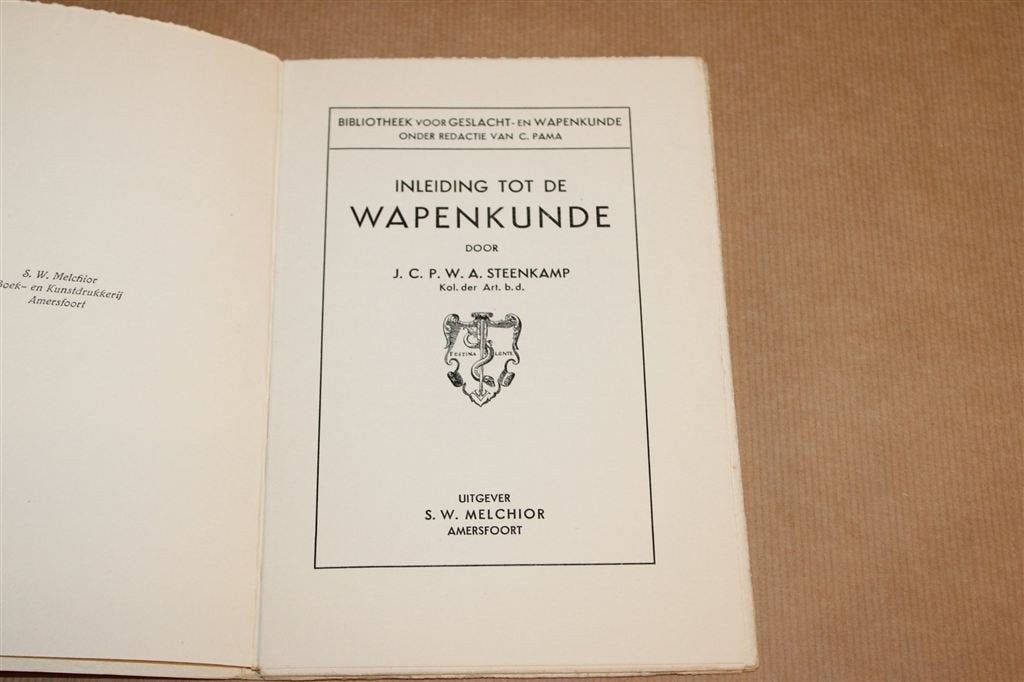 Inleiding tot de Wapenkunde — Heraldiek, Vintage 1939, Ophalen of Verzenden, Gelezen