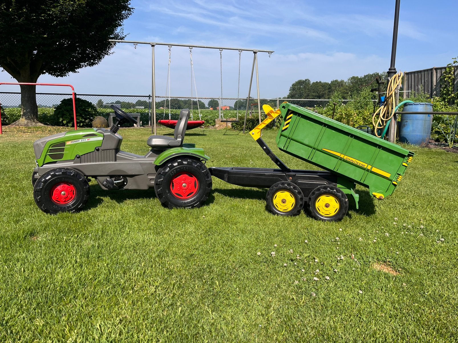 Rolly Toys Fendt traptrekker met haakarmbak, Ophalen, Zo goed als nieuw, Overige merken, Met kar of aanhanger