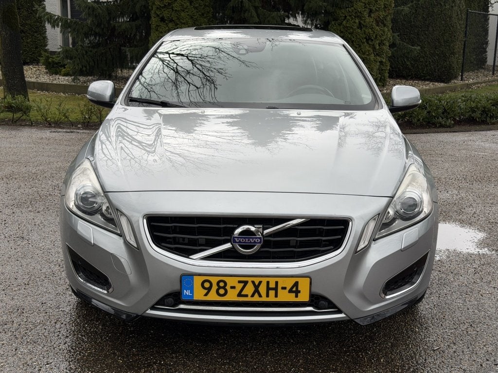 Volvo V60 2.4 D6 AWD | NAVI | TREKHAAK | PANO | LEER | STOEL, Auto's, Euro 5, 1848 kg, 11 kWh, Te koop