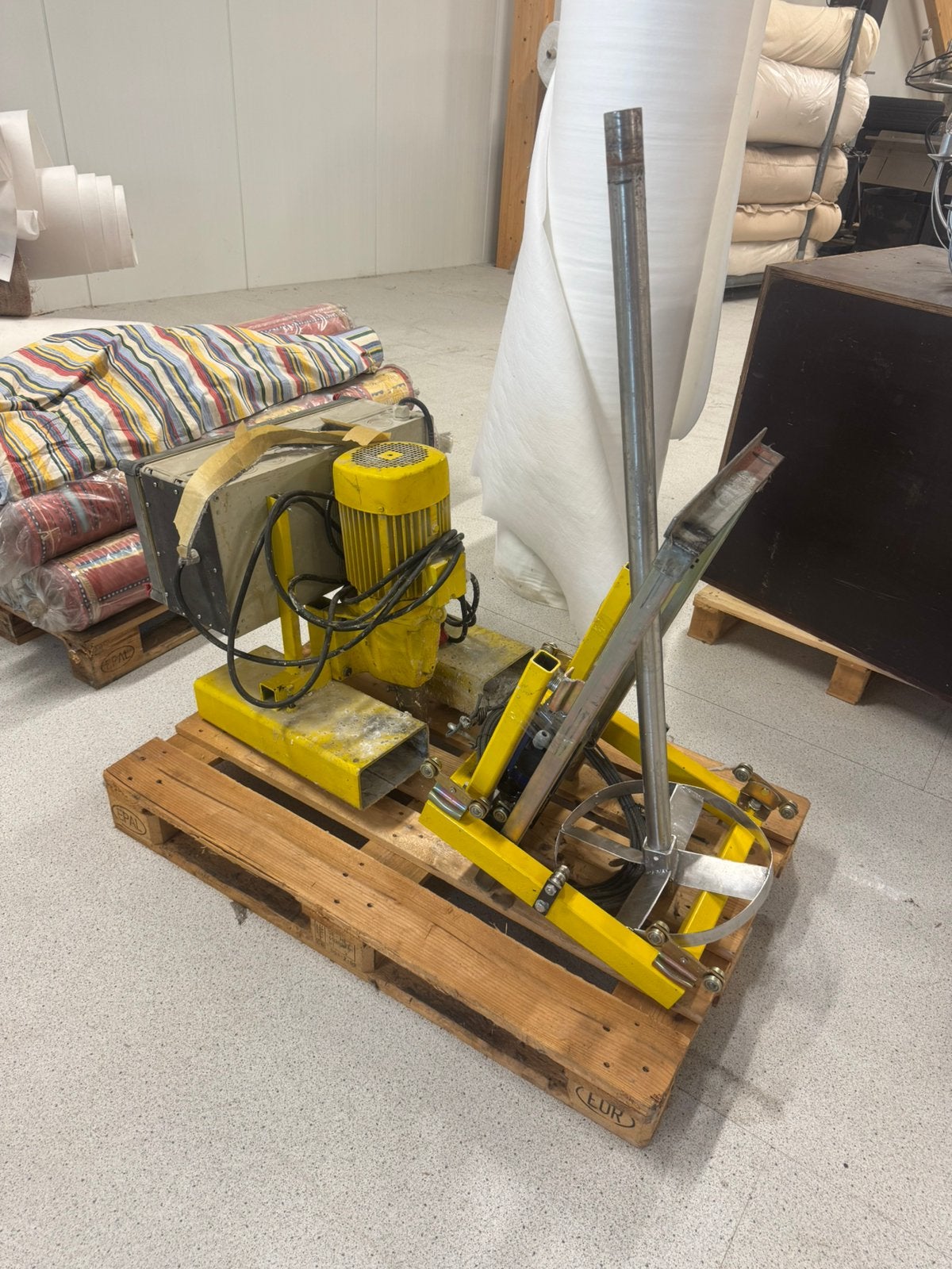 KEB mixer voor heftruck (divers), Ophalen, Zo goed als nieuw