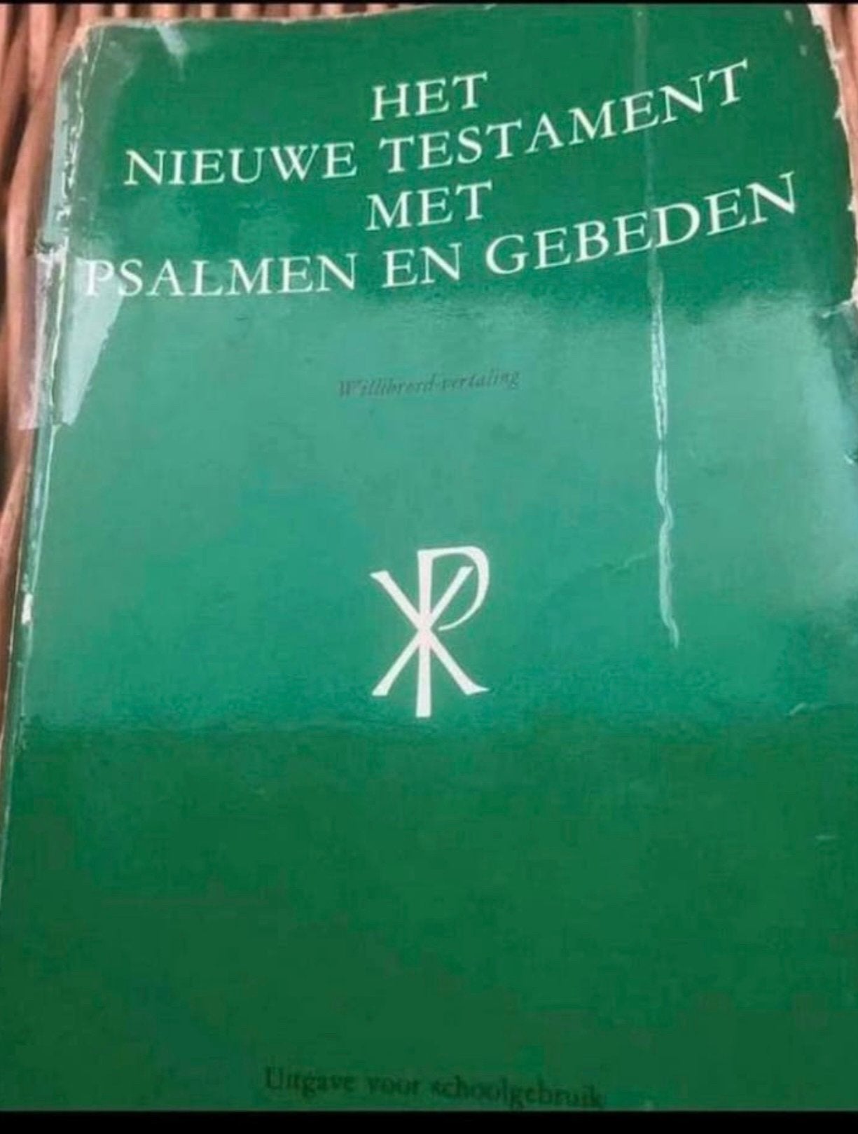 HET NIEUWE TESTAMENT,MET PSALMEN EN GEBEDEN..MOOI!!, Ophalen of Verzenden
