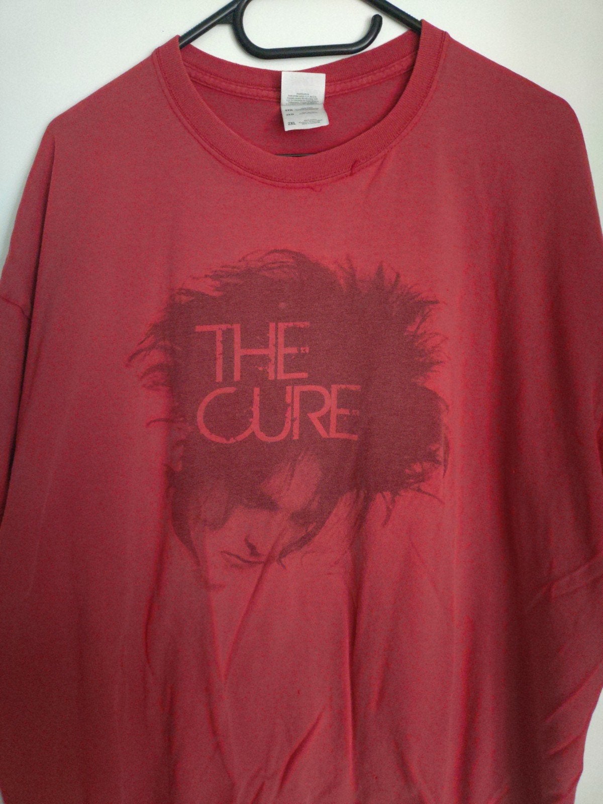 The Cure T-shirt - Rood - Maat 2XL, Kleding | Heren, Overige maten, Ophalen of Verzenden, The Cure, Gedragen