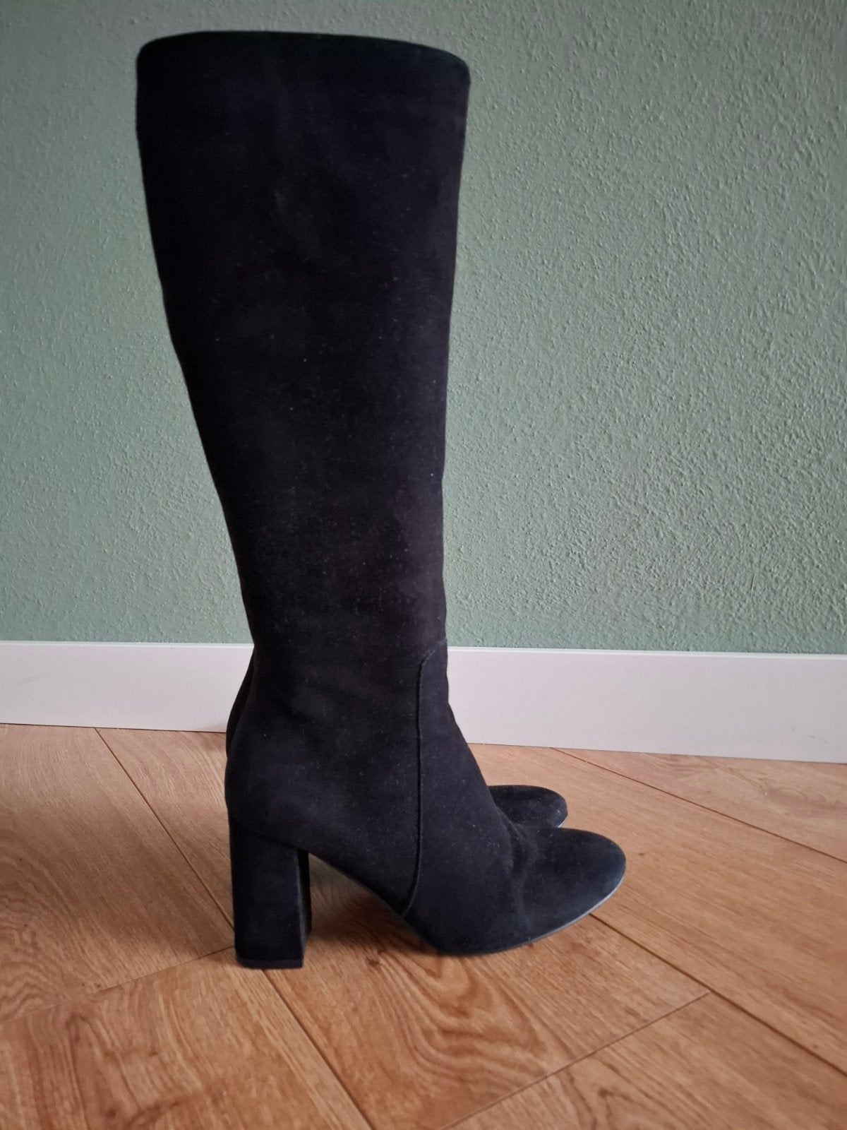 Zwarte suède Manfield laarzen met hak, maat 39, Hoge laarzen, Zwart, Ophalen of Verzenden, Manfield