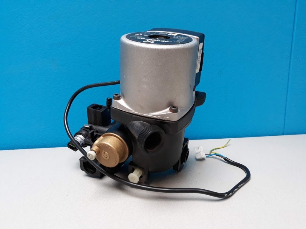 Cv pomp AWB Thermomaster VR 24t Grundfos UPS 15-50 AO, Doe-het-zelf en Verbouw, Verwarming en Radiatoren, Niet ingevuld, Gebruikt