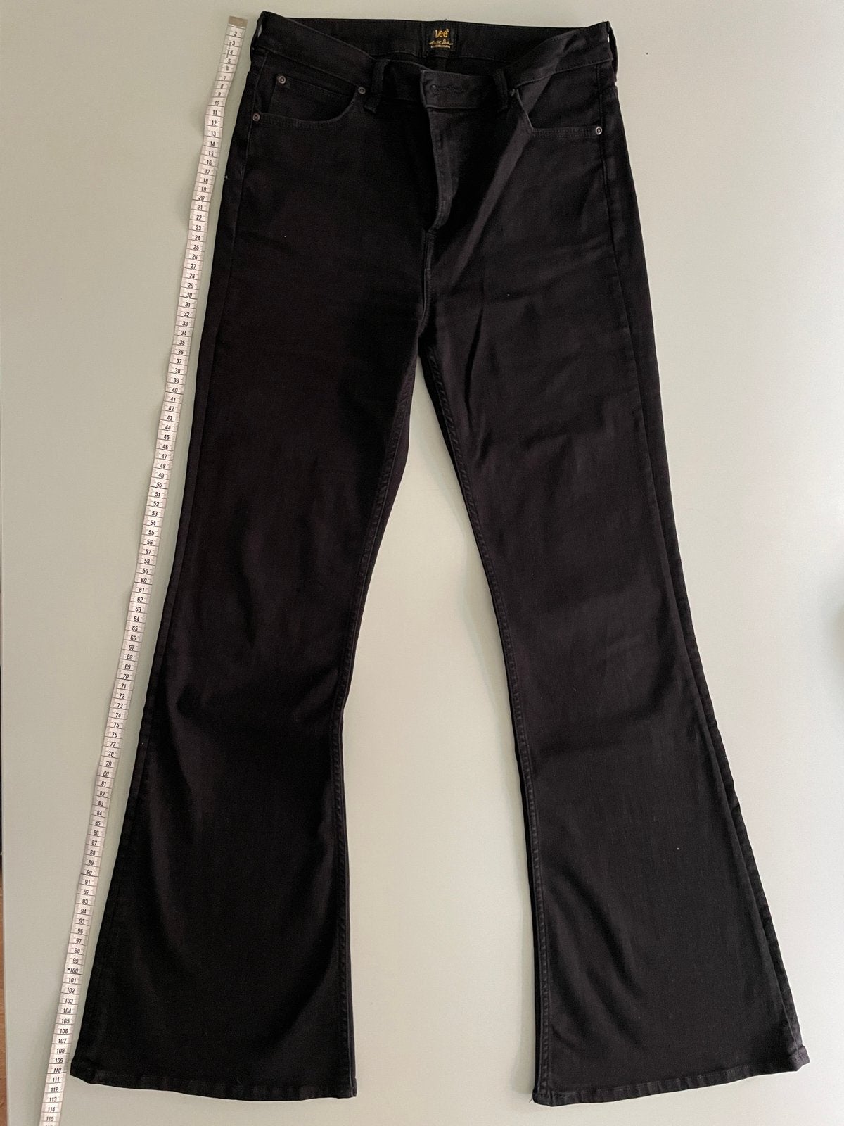 Lee flared jeans W31-L33 zwart, Ophalen of Verzenden, Gedragen, Zwart, Overige jeansmaten