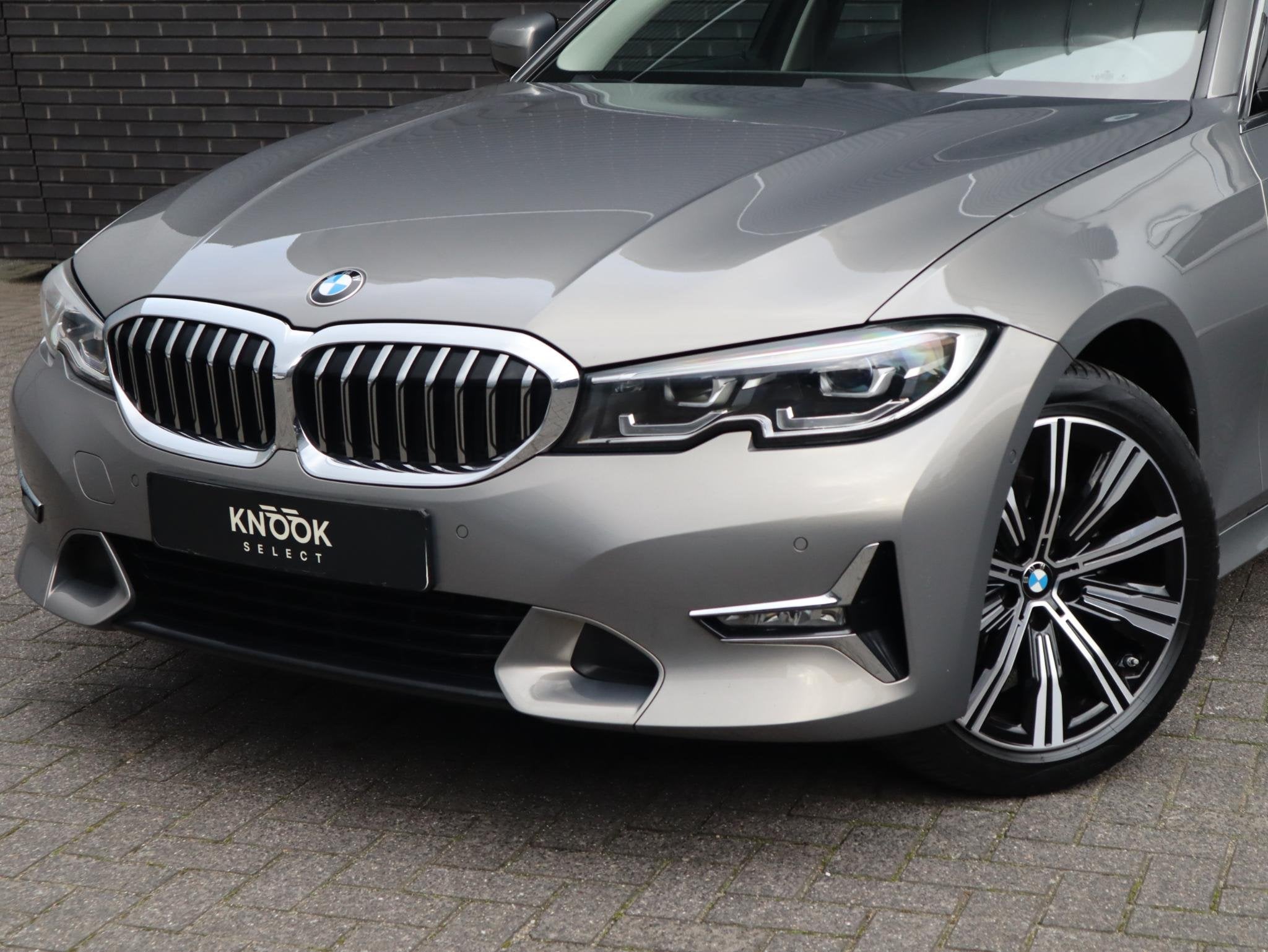 BMW 3-serie Touring 318i Executive Luxury Line / Trekhaak /, Auto's, Automaat, 1998 cc, Achterwielaandrijving, Gebruikt