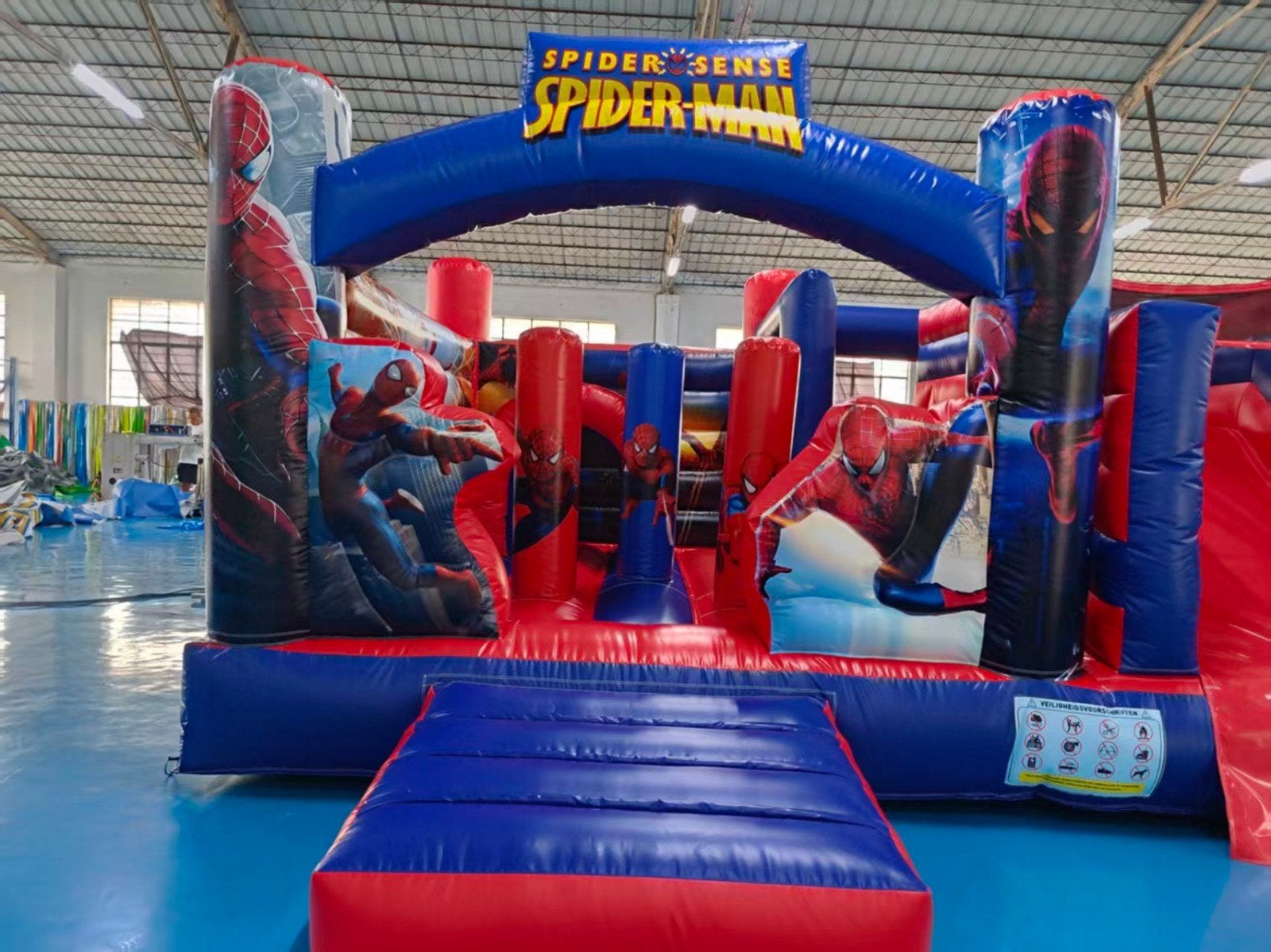 Spiderman Springkussen nieuw incl Blower!, Kinderen en Baby's, Ophalen, Nieuw