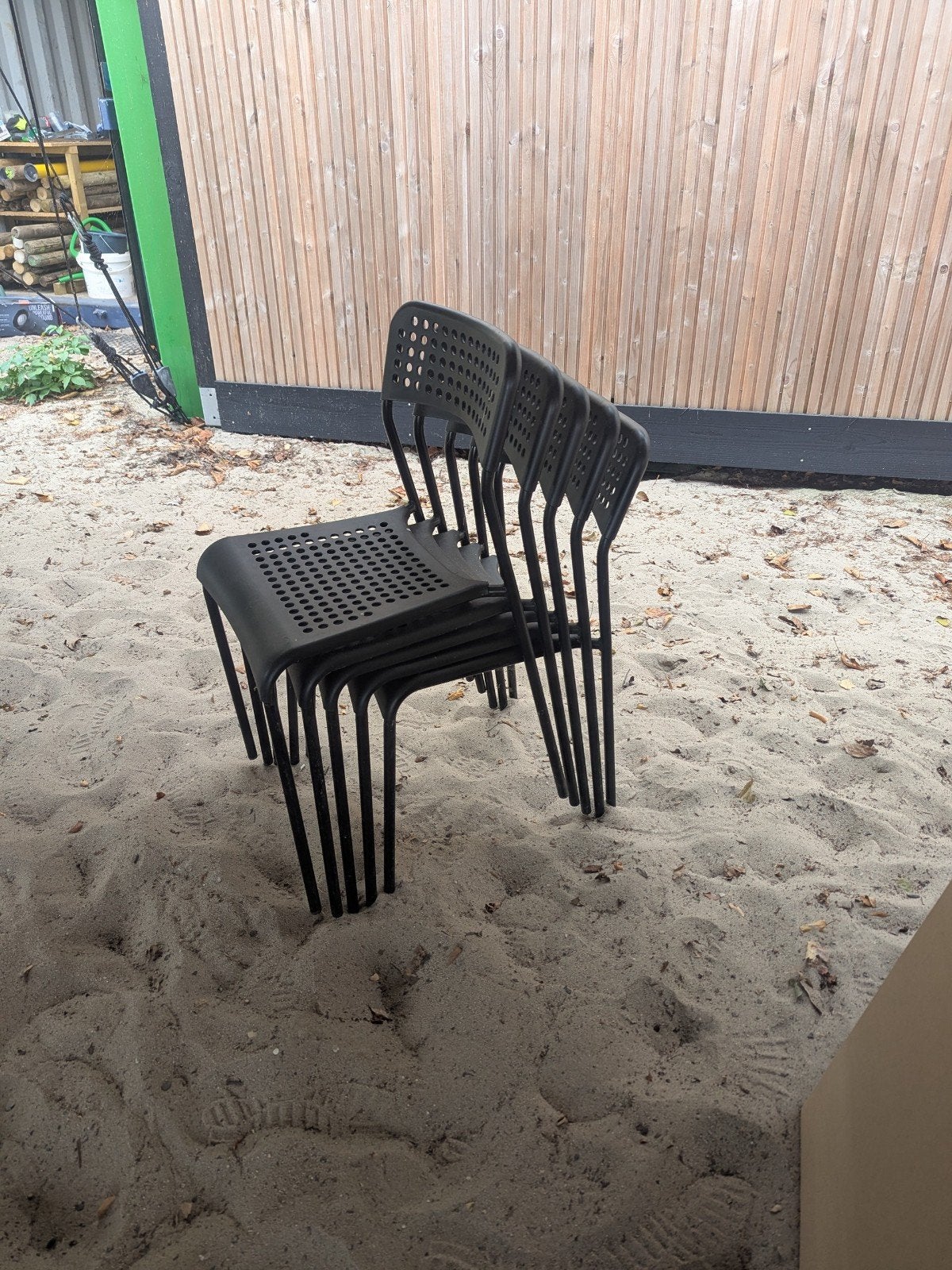 5x Ikea Sandsberg stoelen (SNEL OPHALEN), Ophalen, Kunststof, Zwart, Zo goed als nieuw