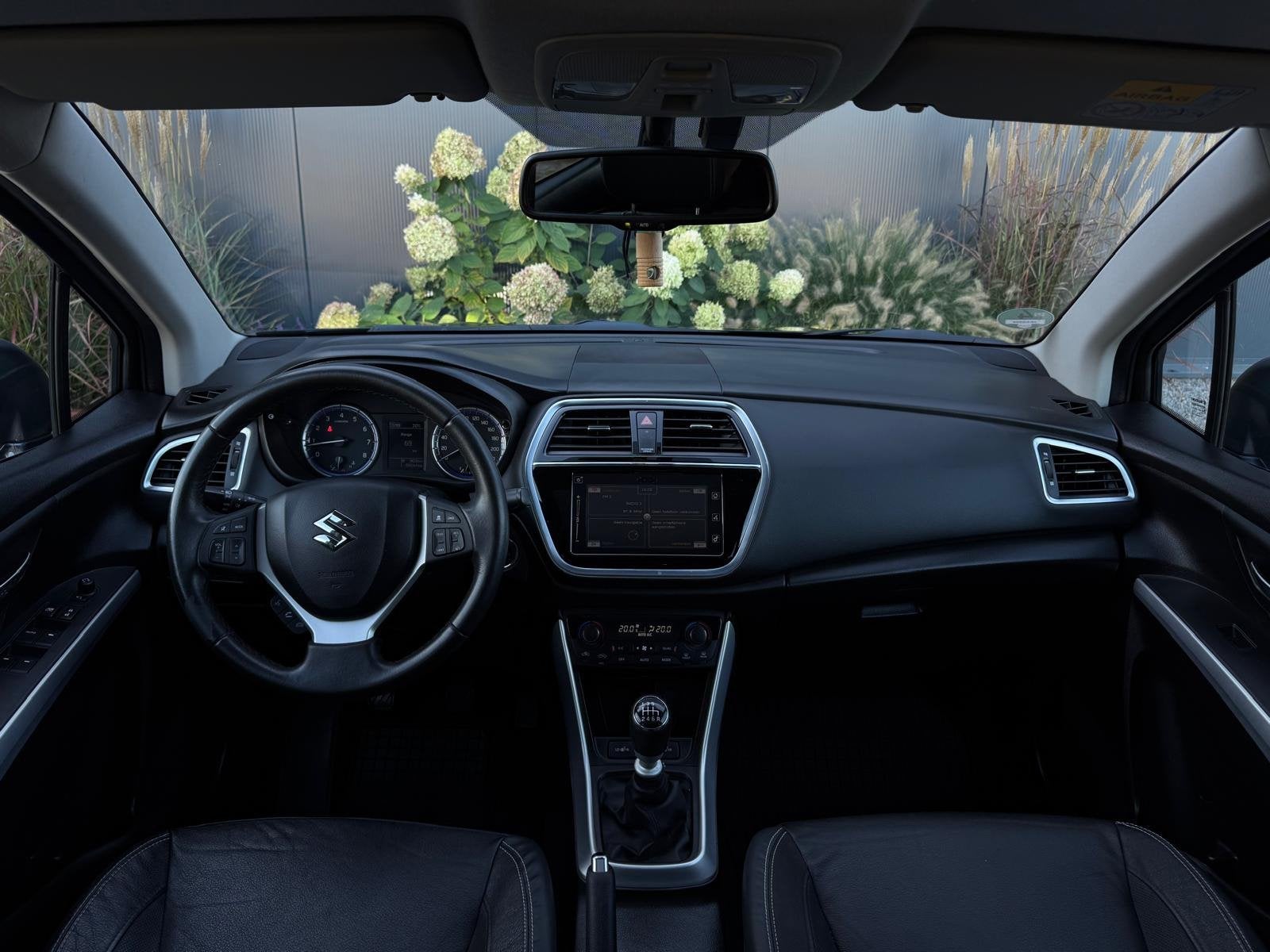 Suzuki S-Cross 1.4 Boosterjet AllGrip FULL PANO|ACC|ECC|LEDE, Auto's, 1190 kg, Gebruikt, Zwart, 4 cilinders