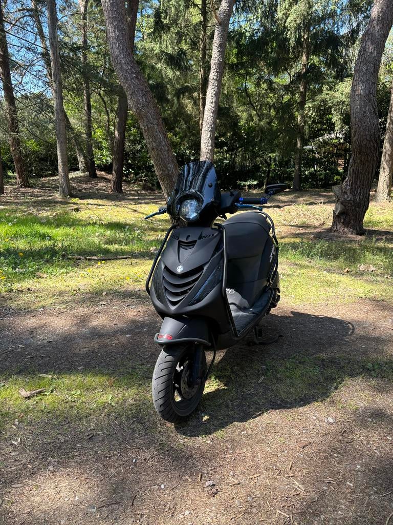 Piaggio Zip Scooter 4t - Mat Zwart 80cc DR, Ophalen, Gebruikt, Overige typen, Piaggio