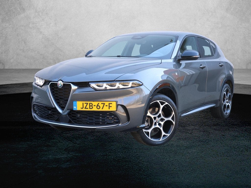 Alfa Romeo Tonale 1.3T PHEV Ti | Navigatie | Apple Carplay/A, Auto's, Alfa Romeo, Automaat, Gebruikt, 4 cilinders, Bedrijf