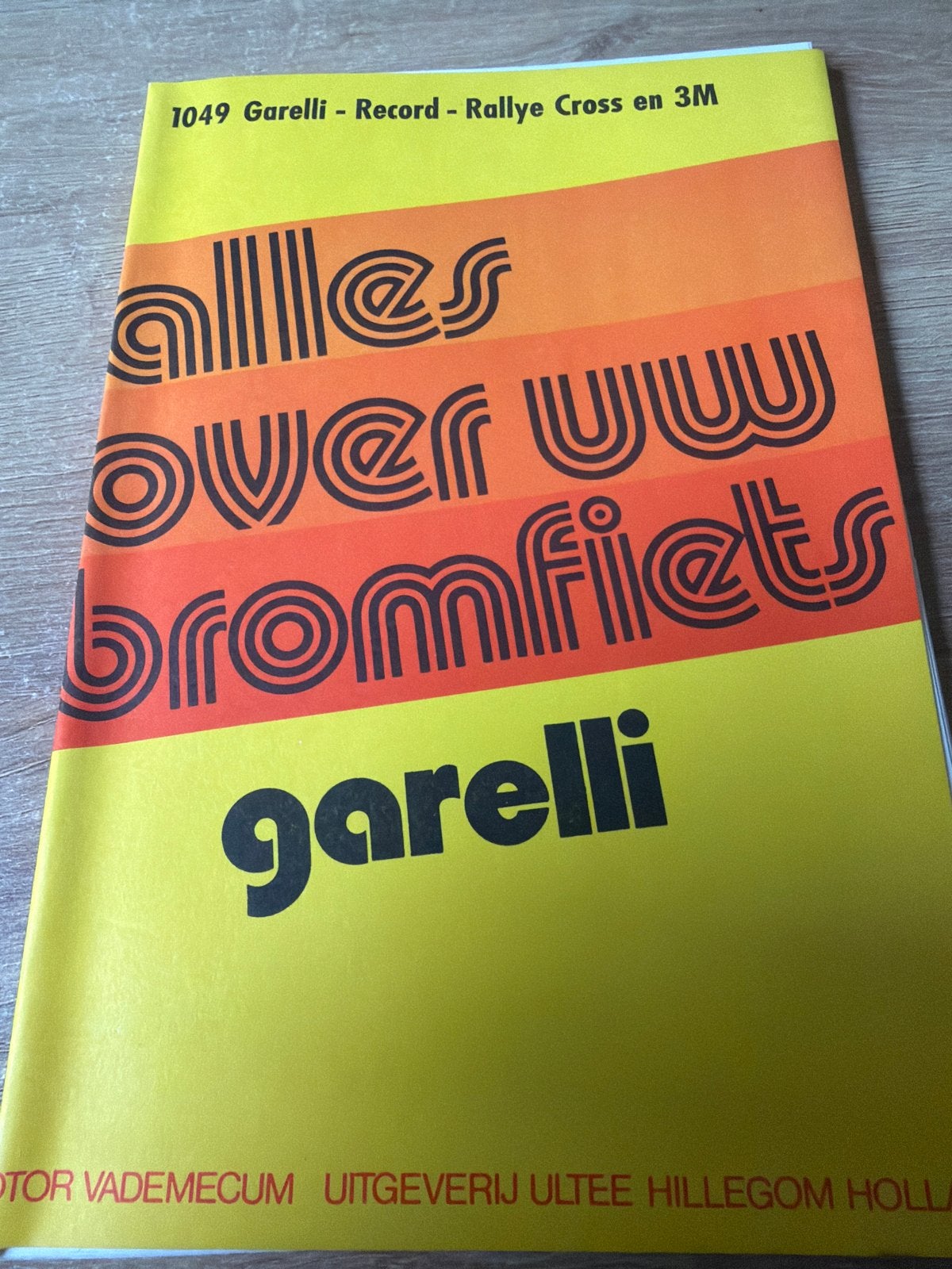 Garelli bromfiets handleiding - Alles over uw bromfiets, Ophalen of Verzenden, Gebruikt