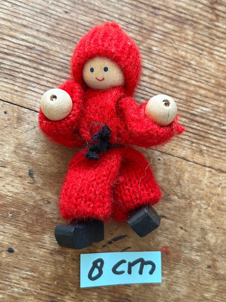 1 Vilten + 1 gebreid kaboutertje (8 cm) Herfst, Ophalen of Verzenden, Nieuw, Rood, Textiel
