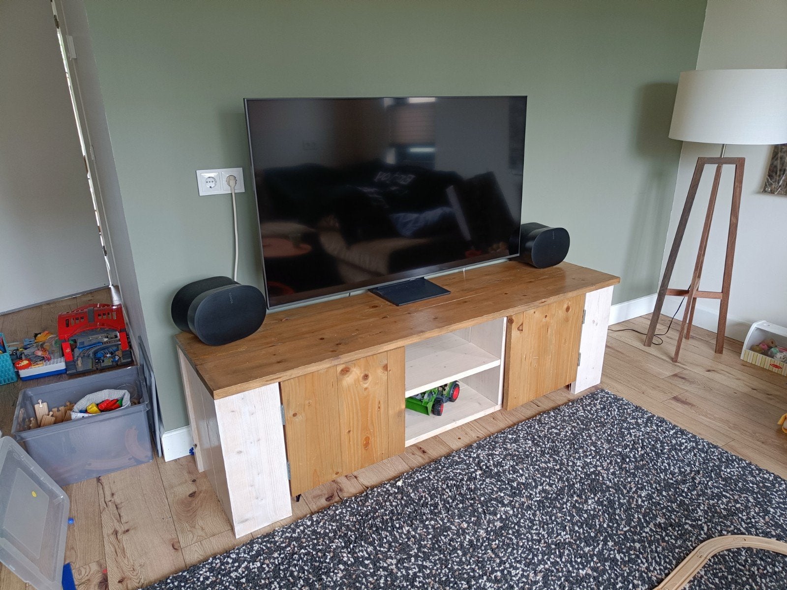 steigerhouten televisie meubel, Ophalen, Gebruikt, 150 tot 200 cm, Minder dan 100 cm
