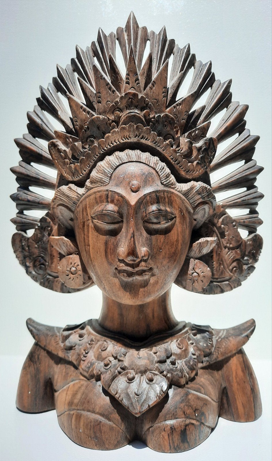 Balinees Houtsnijwerk Dewi Sri - Rijstgodin, Houtsnijwerk, Ophalen of Verzenden, Handgemaakt, 20 - 50 cm