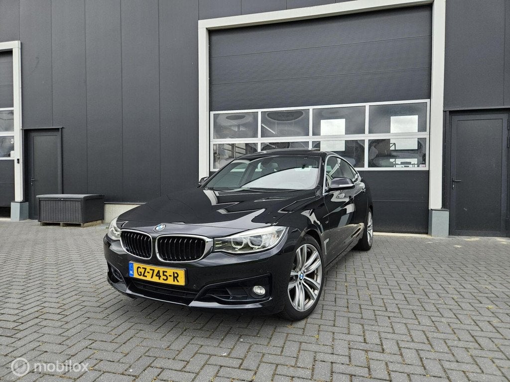 BMW 3 Serie 320i GT Sport Line Automaat |2e eig. | Dealer on, Auto's, BMW, Automaat, Achterwielaandrijving, Gebruikt, 4 cilinders