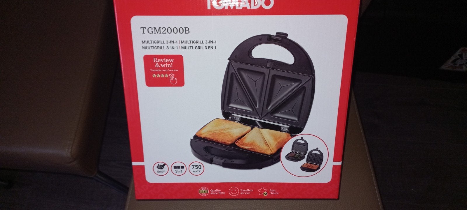 Nieuwe Tomado TGM2000B Multigrill 3-in-1 tosti-ijzer, Overige typen, Nieuw, Ophalen of Verzenden, Zwart