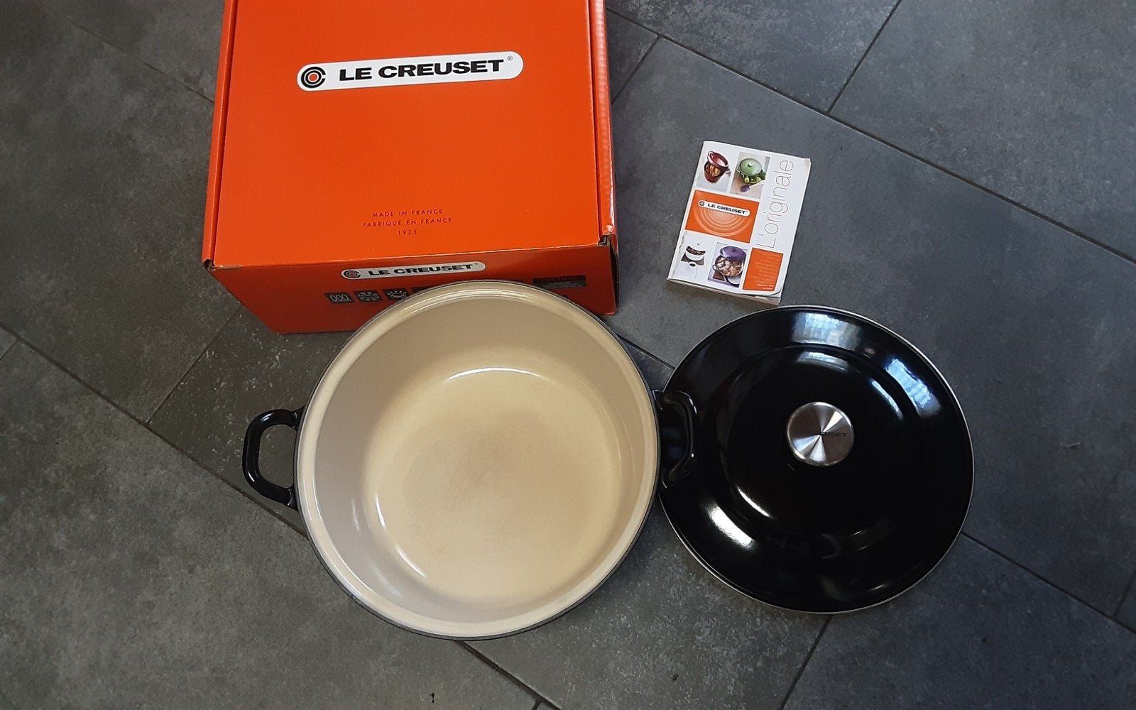 LE CREUSET gietijzeren braadpan geëmailleerd 28cm, Ophalen, Zo goed als nieuw