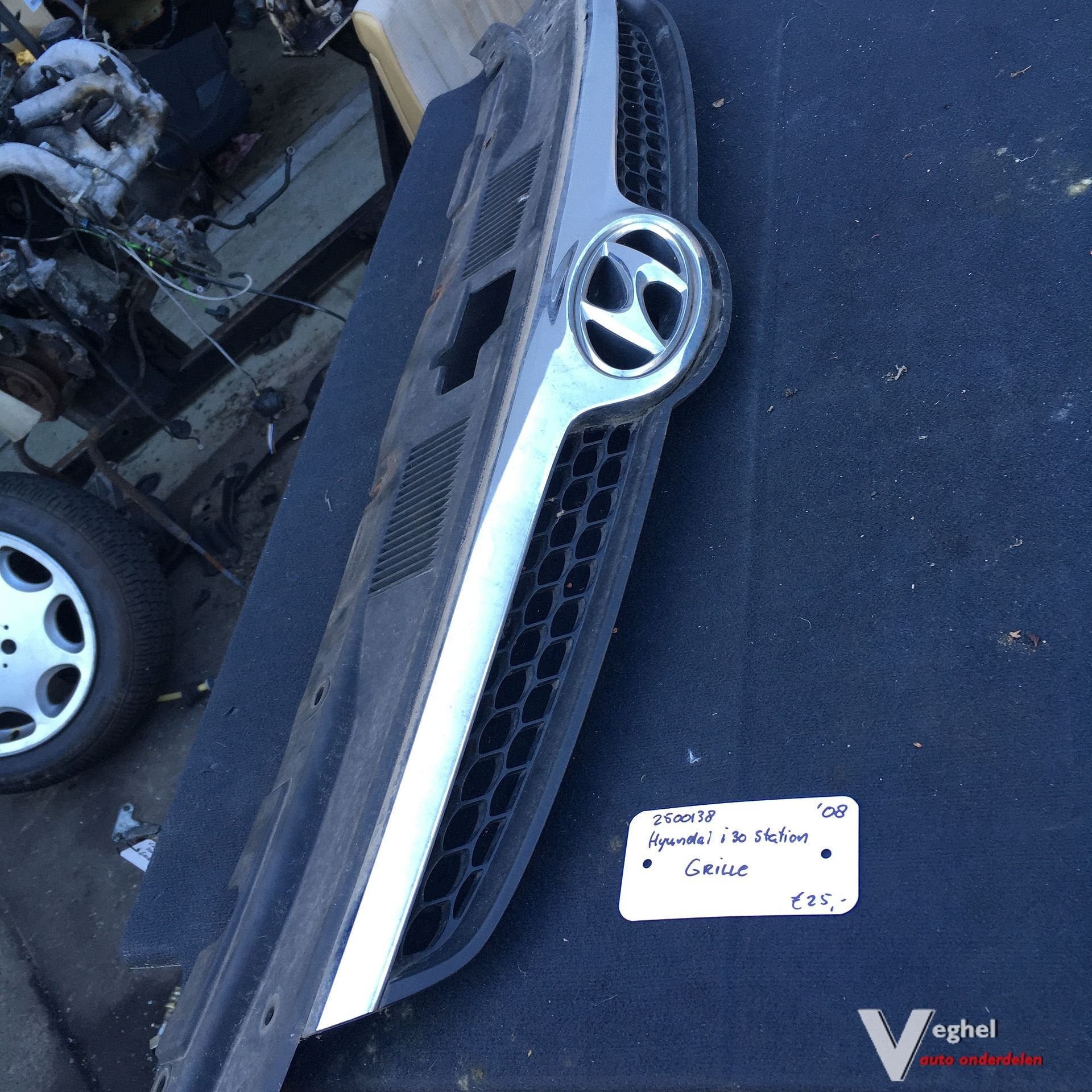 Hyundai i30 CW Station 1.6 Diesel 2008 2500138  Grille, Ophalen, Gebruikt, -, -
