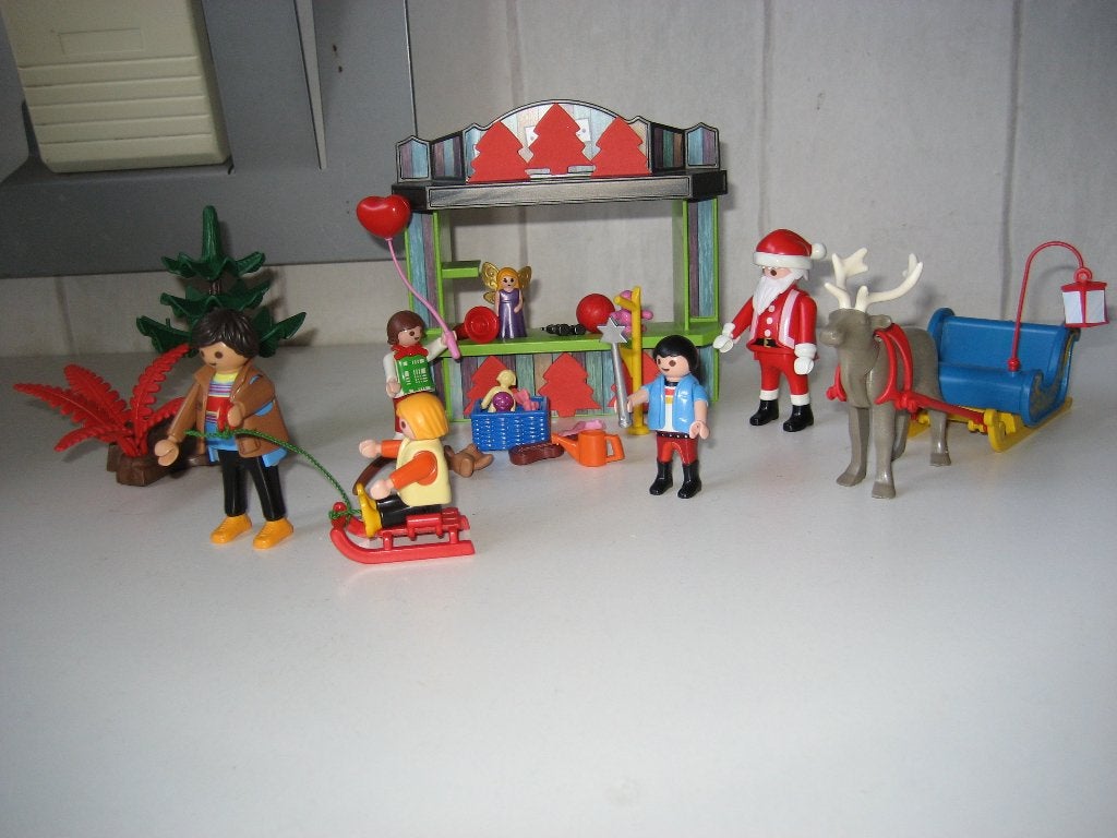playmobil kerstman met arrenslee bij kerstkraam, Kinderen en Baby's, Speelgoed | Playmobil, Ophalen of Verzenden, Zo goed als nieuw