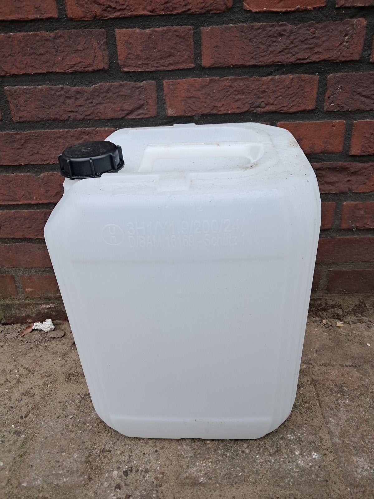 Diverse blanke jerrycans, Tuin en Terras, Minder dan 75 liter, Ophalen, Nieuw