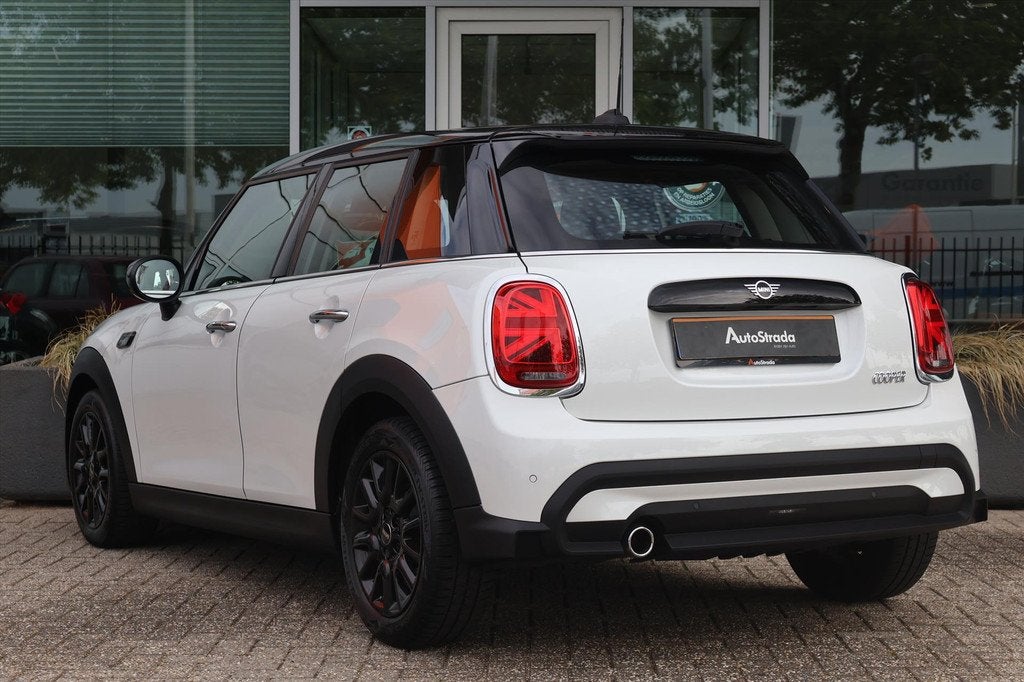 Mini Mini 5-Deurs (f55) 1.5 Camden Edition 136pk AUT I Clima, Auto's, Mini, Gebruikt, Met garantie (alle), Wit, Origineel Nederlands