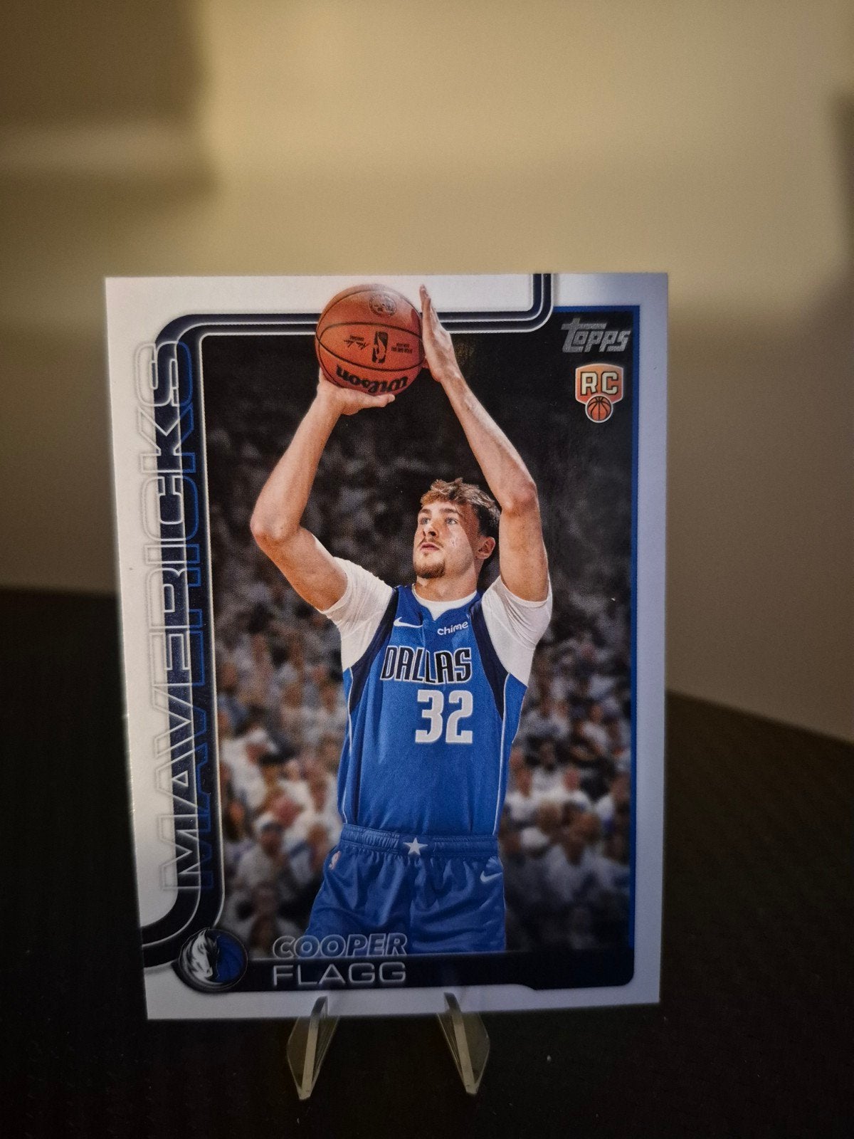 Cooper Flagg #201 Rookie Card (RC) – Topps Basketball 2025-2, Verzamelen, Verzenden, Nieuw, Buitenlandse clubs, Spelerskaart