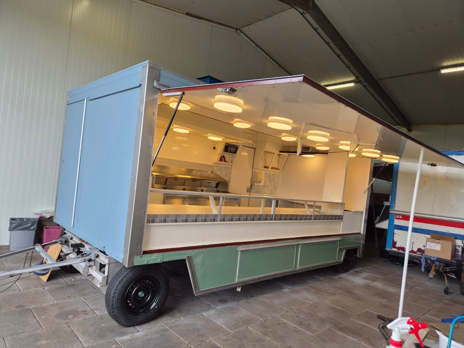 Verkoopwagen - voor diverse doeleinden, Ophalen, Ovens, Magnetrons en Steamers