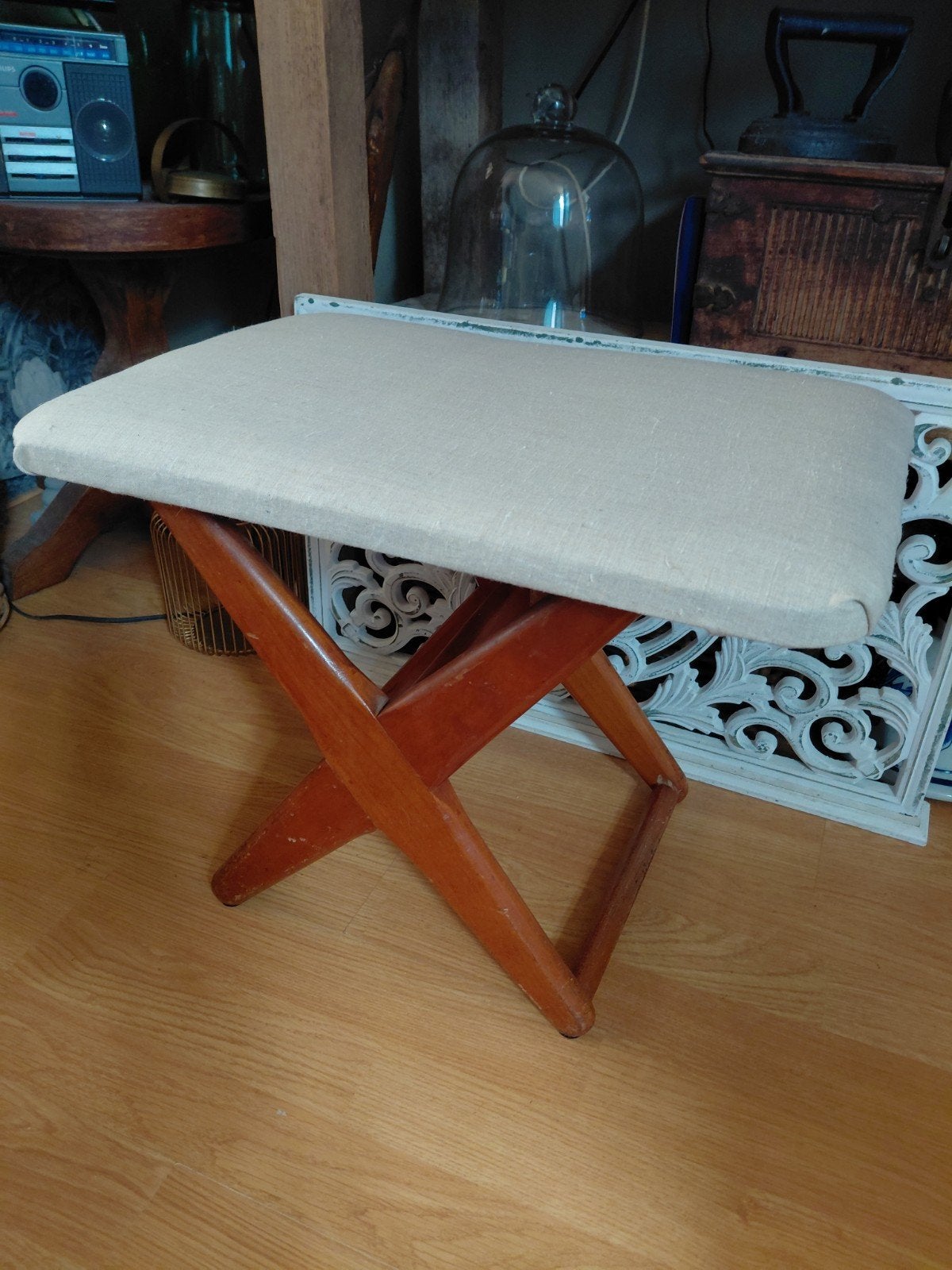 Vintage teakhouten vinkje krukje bankje, Ophalen