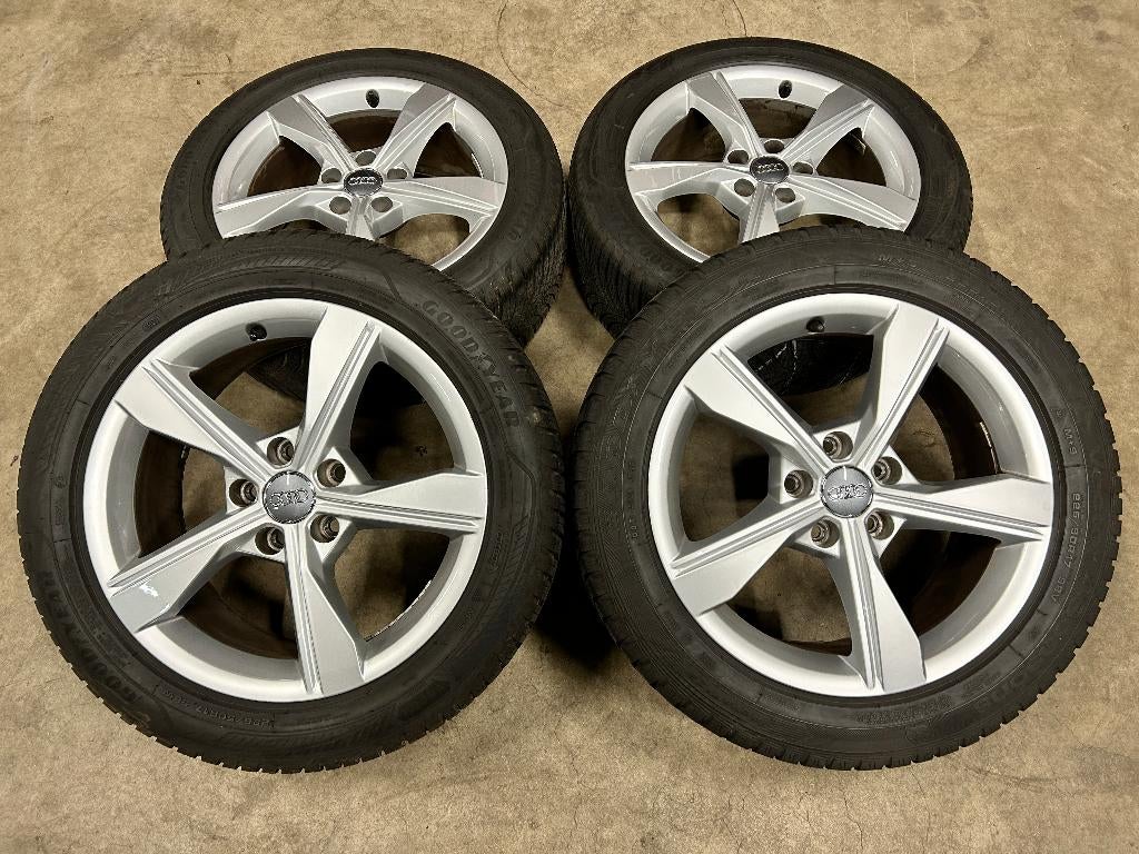 17 inch originele velgen + vierseizoenenbanden Audi A4 B9, Audi, Gebruikt, Banden en Velgen, 17 inch