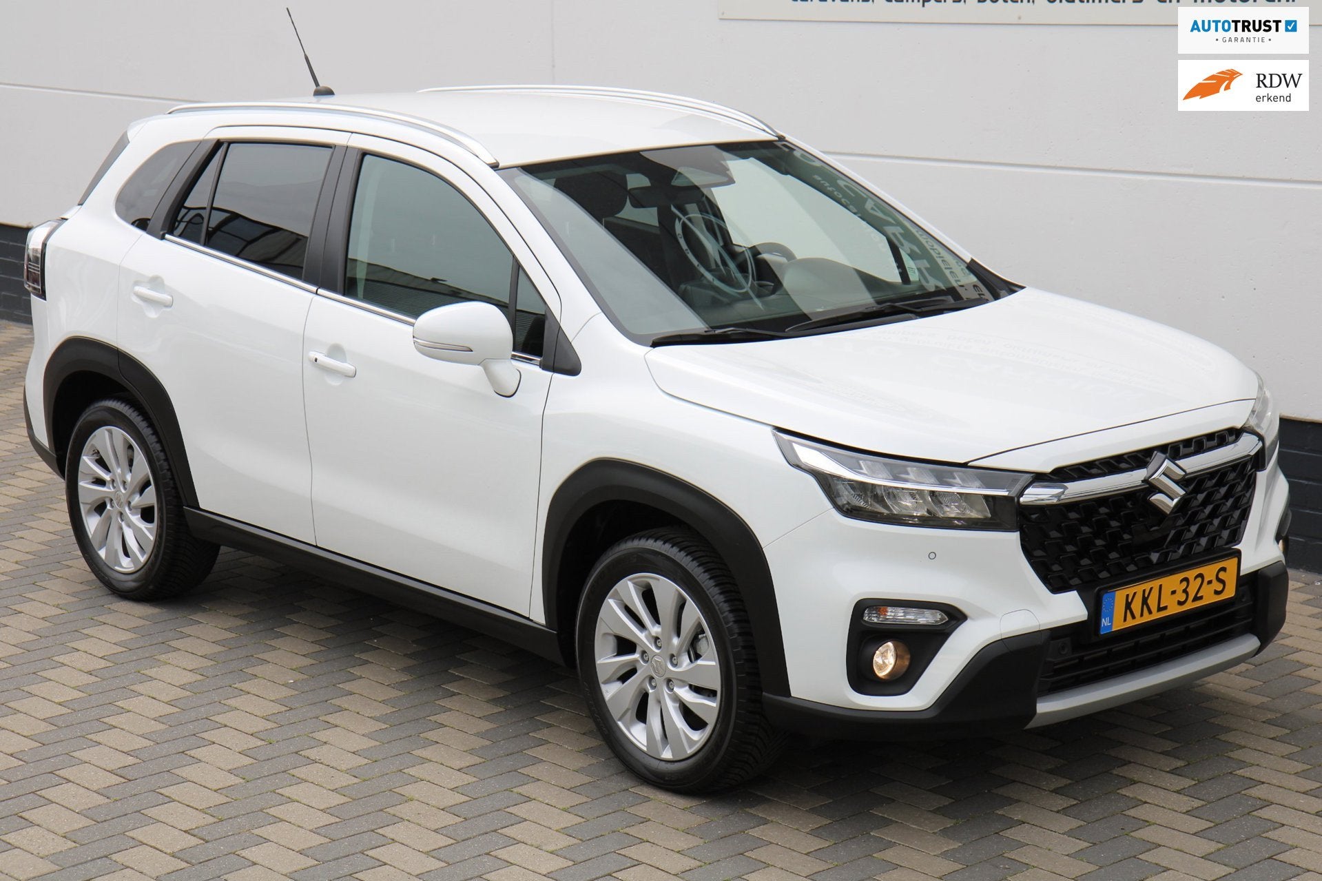 Suzuki S-Cross 1.4 Boosterjet Smart Hybrid Carplay BTW !, Auto's, Voorwielaandrijving, Stof, Gebruikt, Zwart