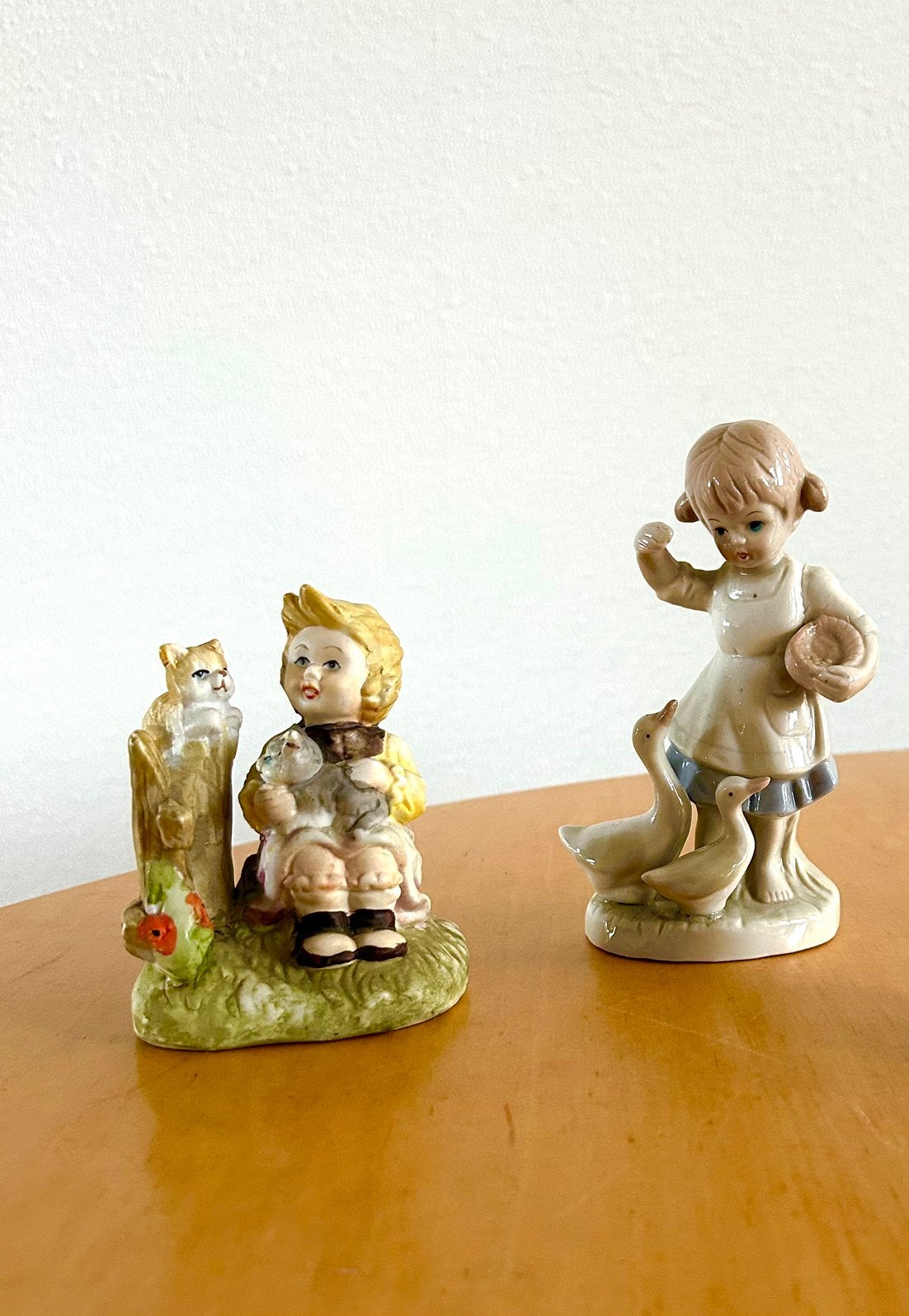 Vintage beeldjes van meisjes jaren 50/60, Ophalen of Verzenden, Gebruikt, Mens