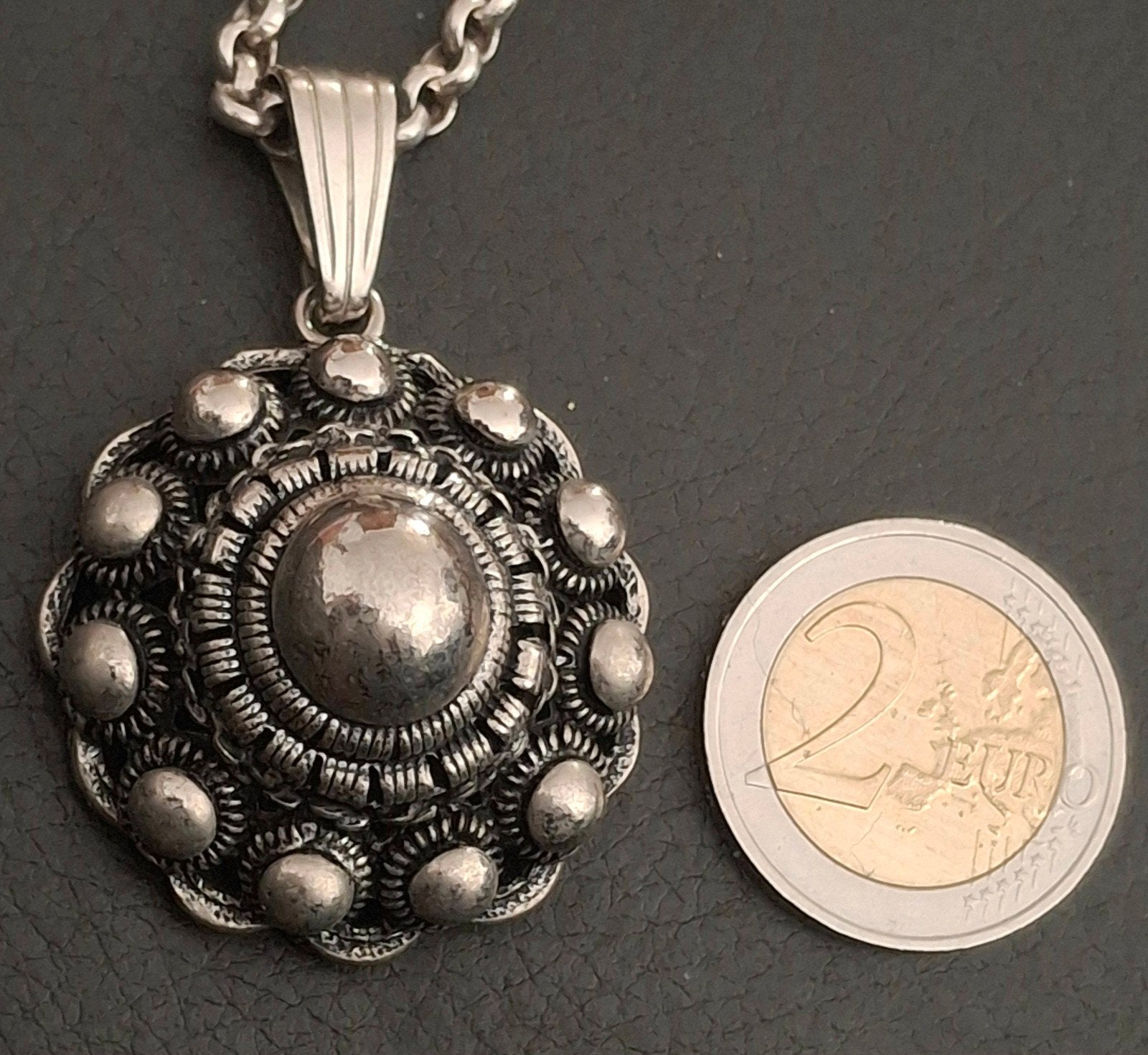 Zeeuwse knop hanger aan 70 cm zilveren ketting.., Ophalen of Verzenden, Zo goed als nieuw, Zilver, Zilver