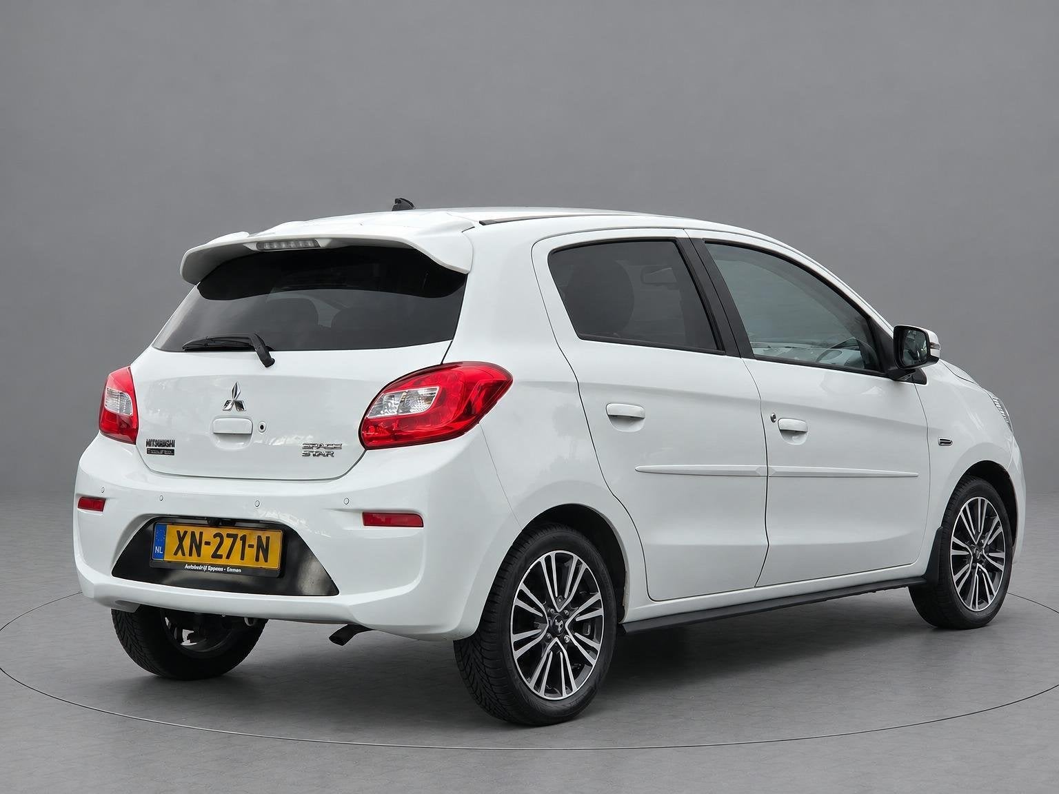 Mitsubishi Space Star 1.2 Instyle Automaat | Leder | Stoelve, Gebruikt, Wit, Bedrijf, 100 kg