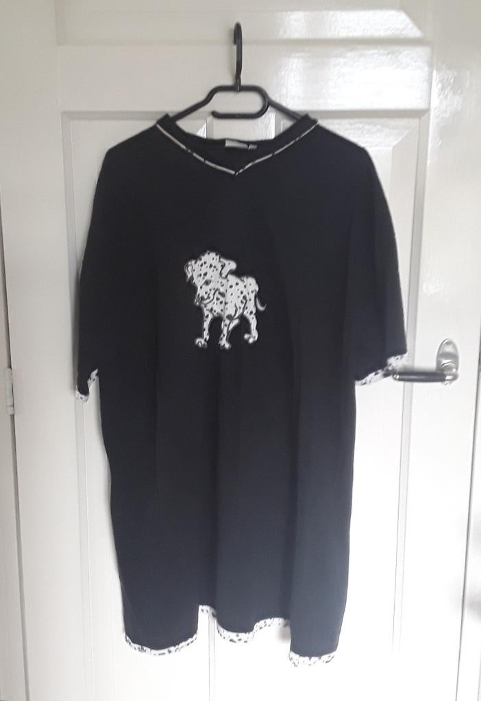 Bigshirt pyjama dames - met applicatie Dalmatiër / hond, Ophalen of Verzenden, Gedragen, Maat 42/44 (L)