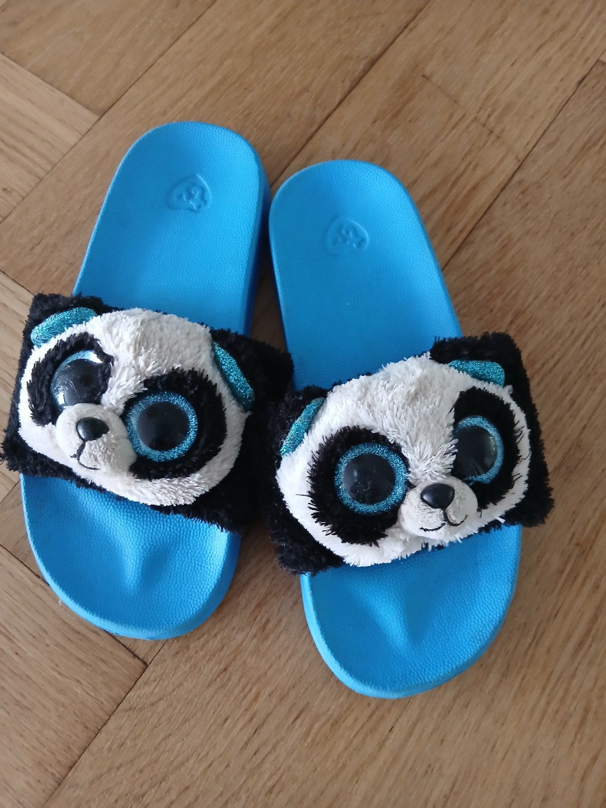 Schattige panda TY Slippers Blauw maat 33, Jongen of Meisje, Overige typen, Ophalen of Verzenden, Zo goed als nieuw